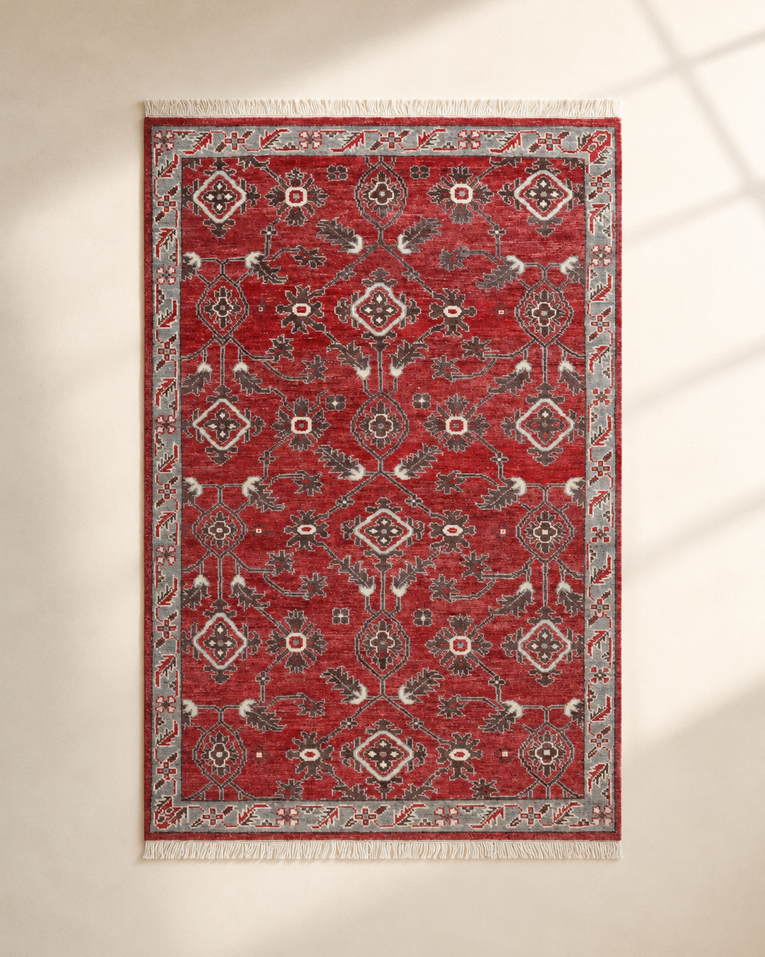 Roter Orientteppich von Studio Nour – Ansicht 1